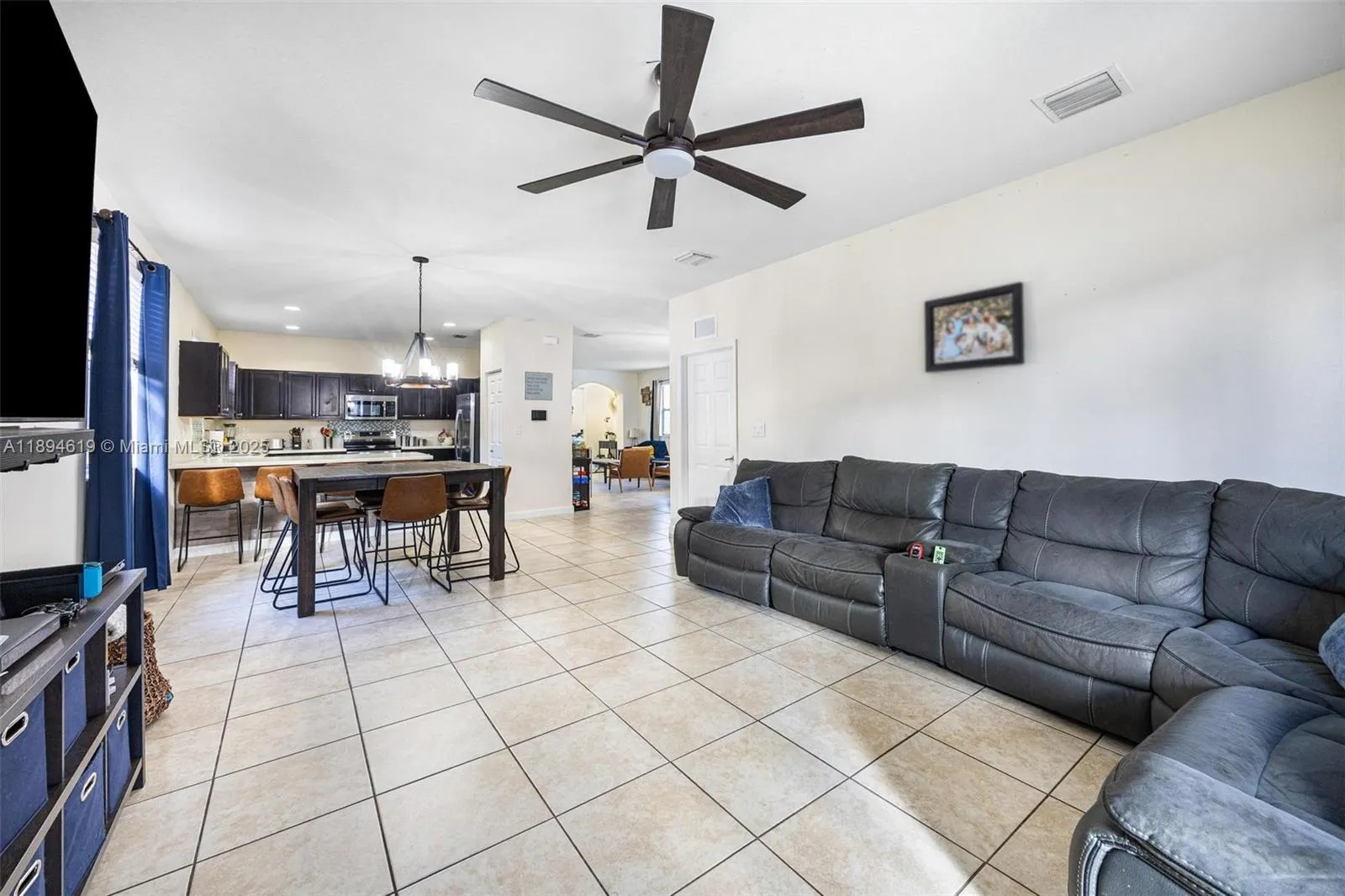 415 SE 34th Ter