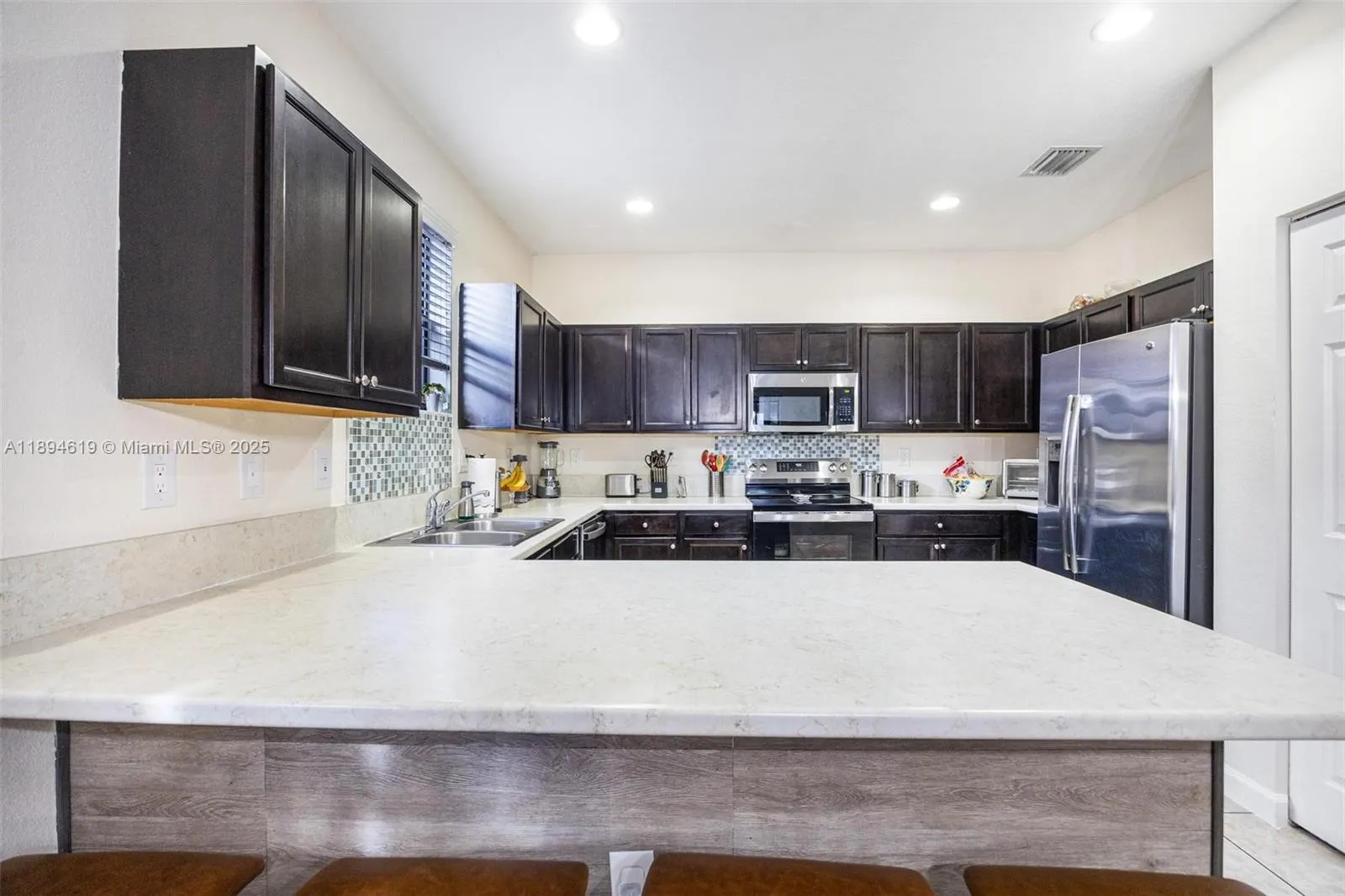 415 SE 34th Ter