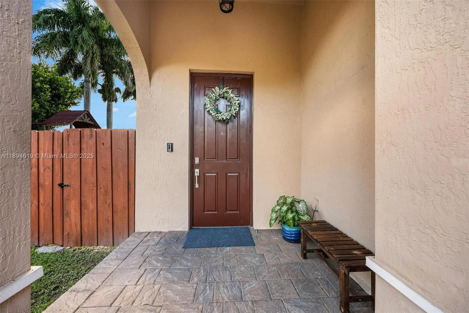 415 SE 34th Ter