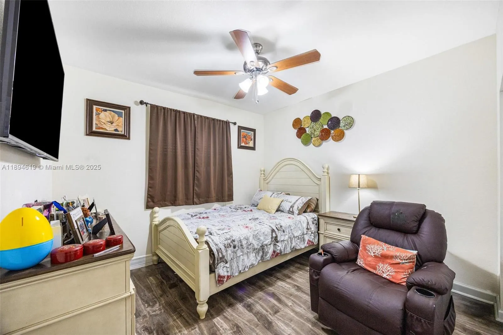 415 SE 34th Ter