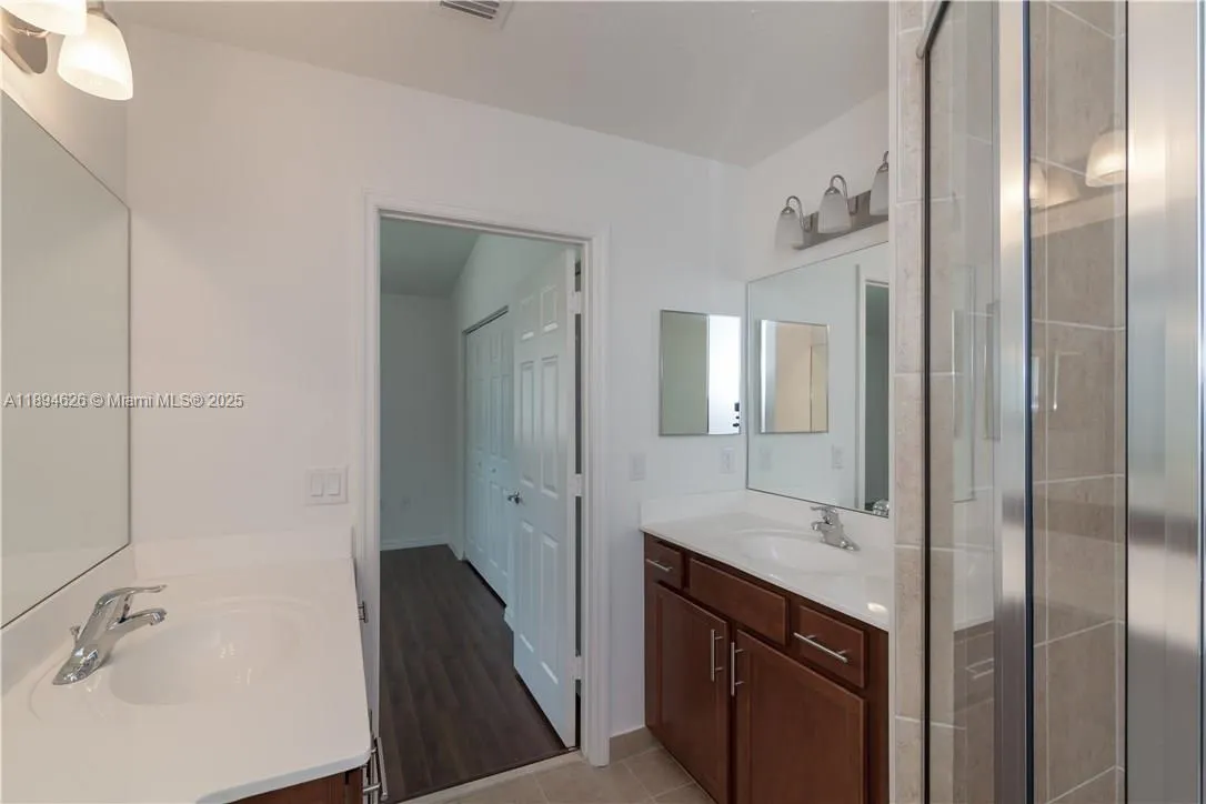 6301 S Station Sq, #6301