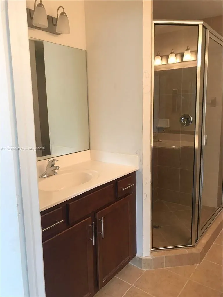 6301 S Station Sq, #6301