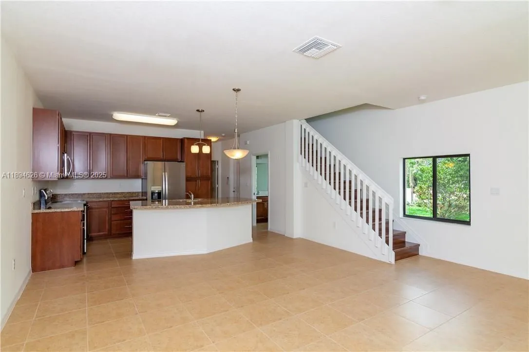 6301 S Station Sq, #6301