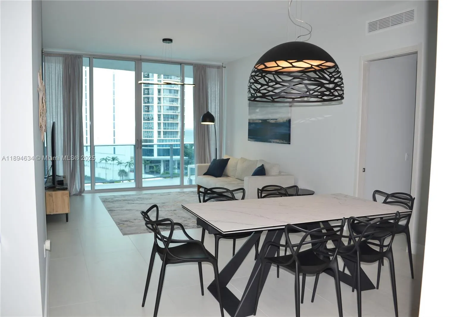 17550 Collins Ave, #703