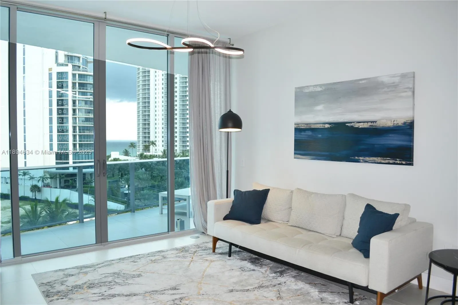 17550 Collins Ave, #703