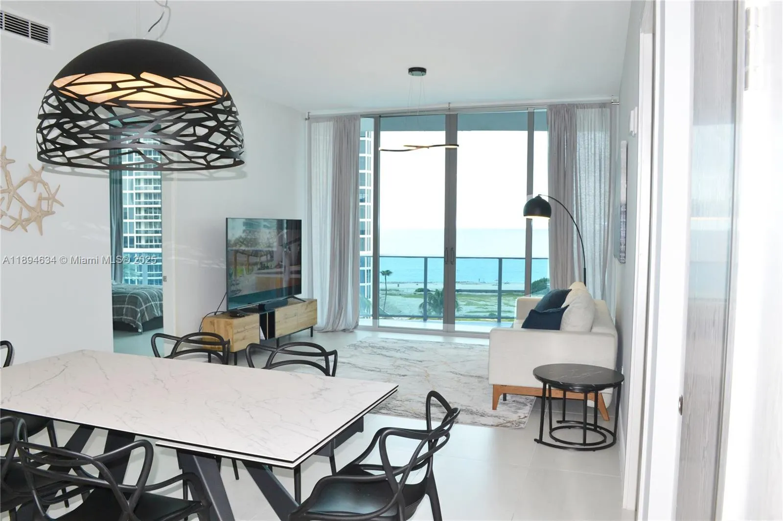 17550 Collins Ave, #703