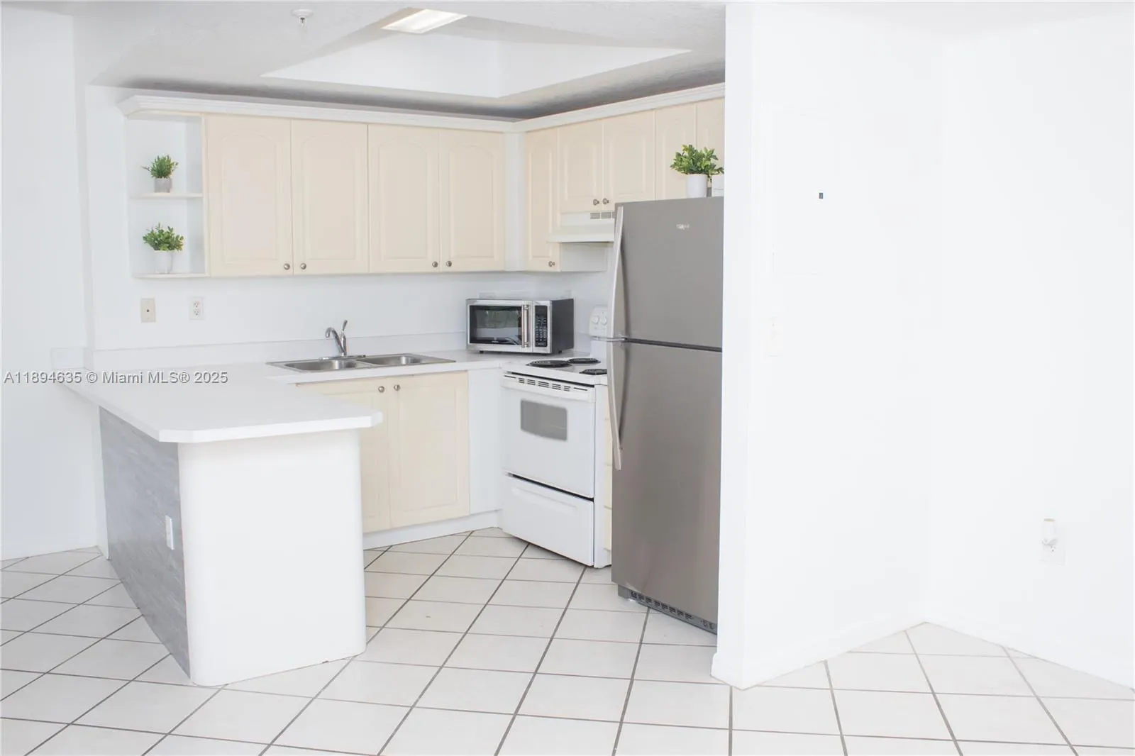 3500 Coral Way, #1002
