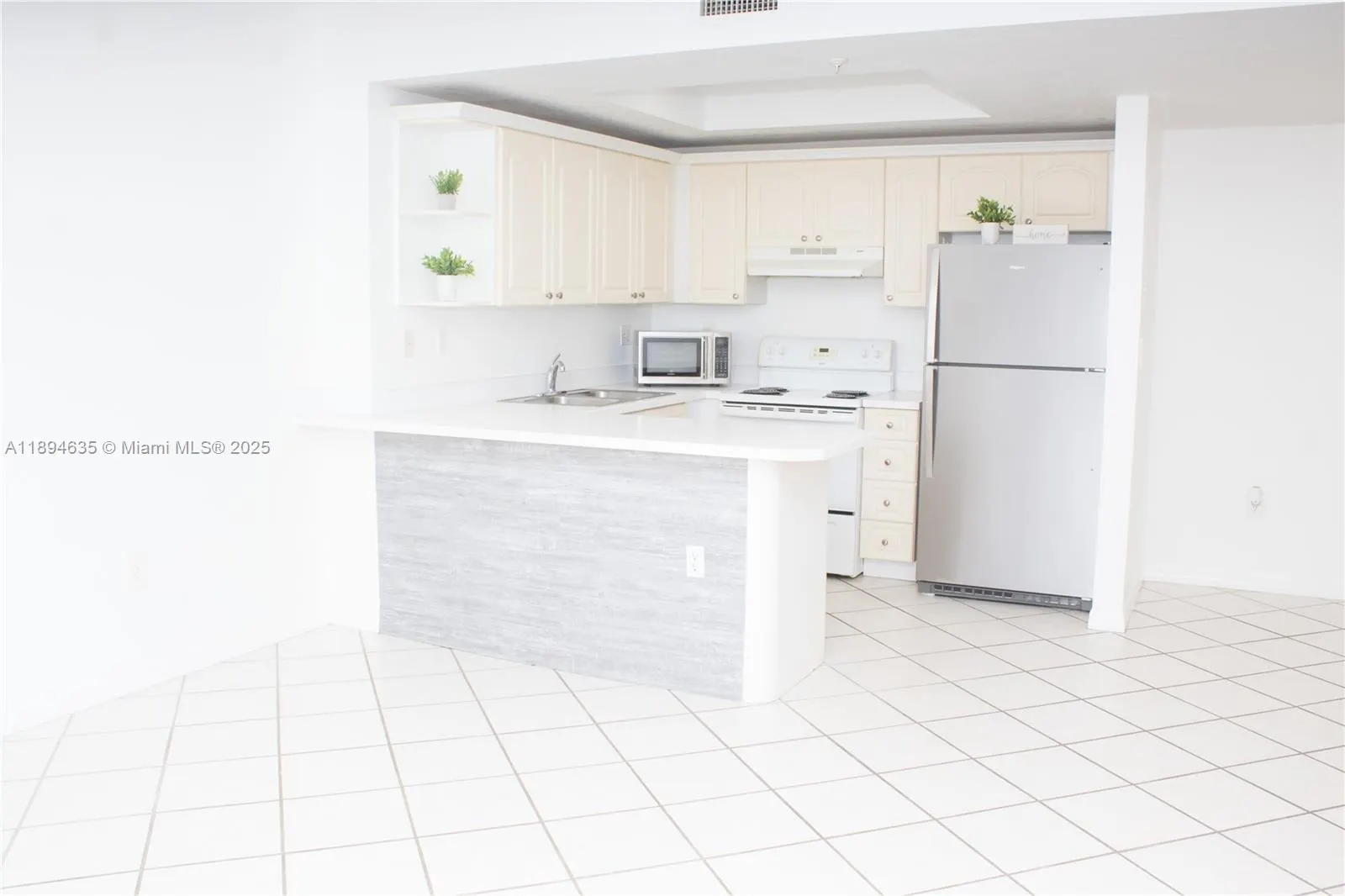 3500 Coral Way, #1002