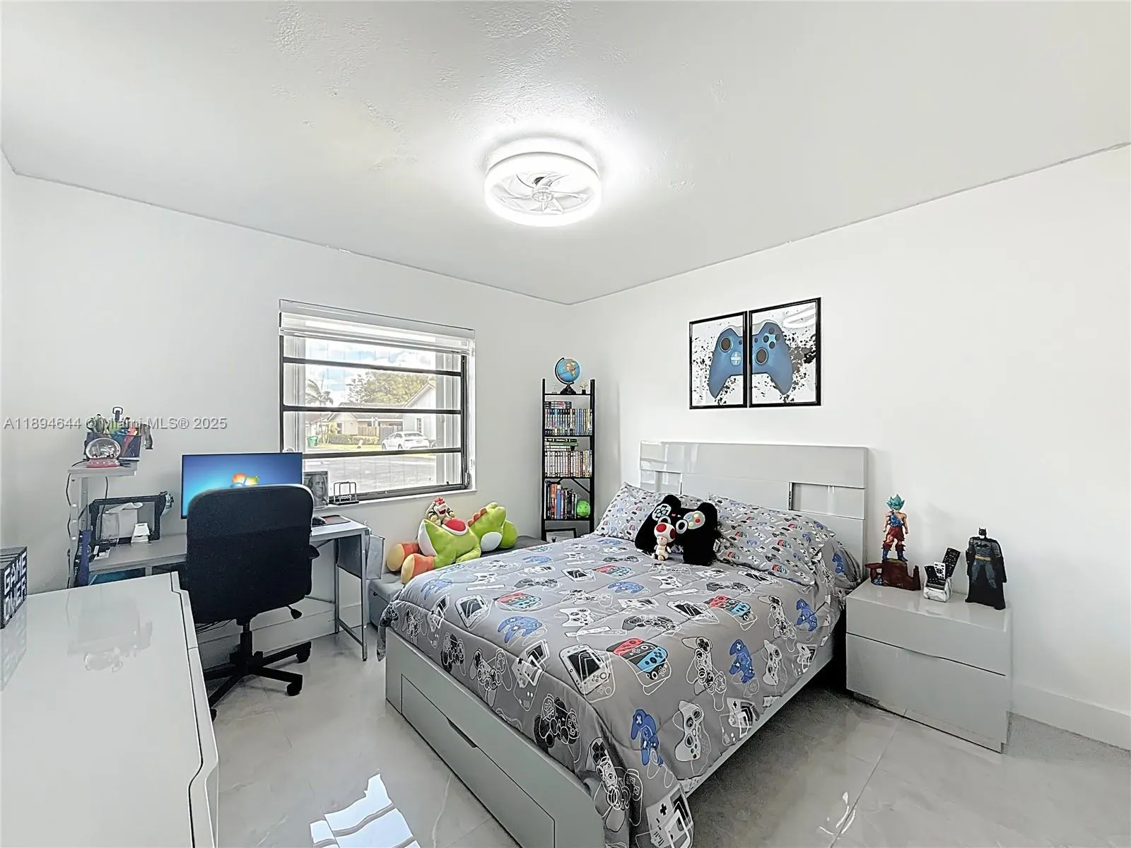 11196 SW 75th Ter
