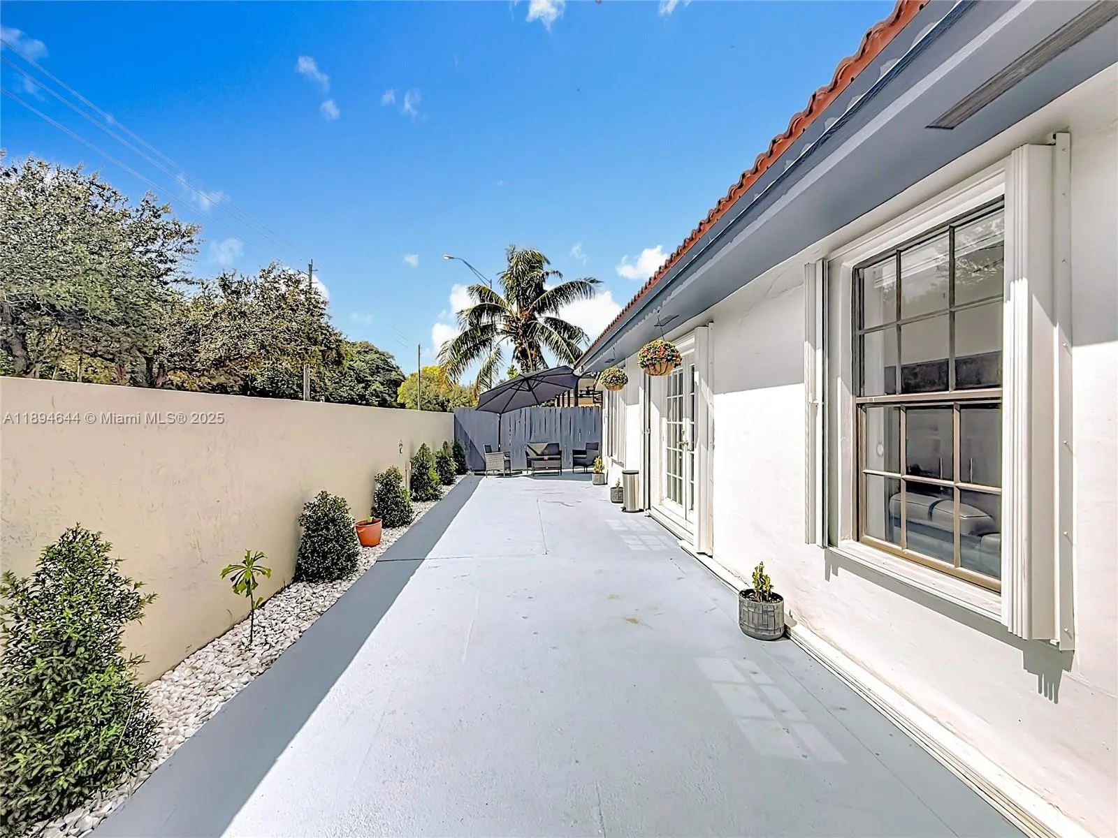 11196 SW 75th Ter