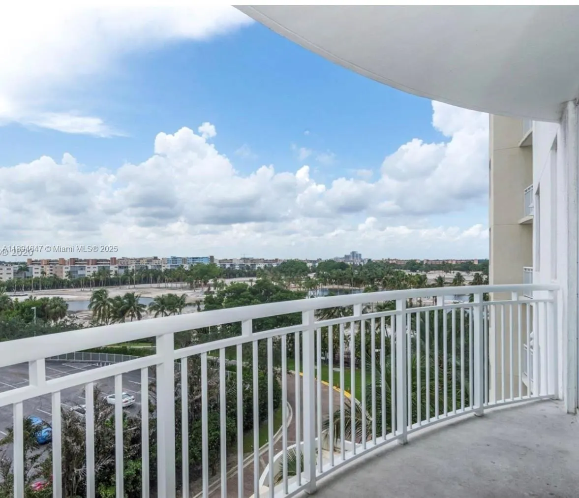 1745 E Hallandale Beach Blvd, #507W
