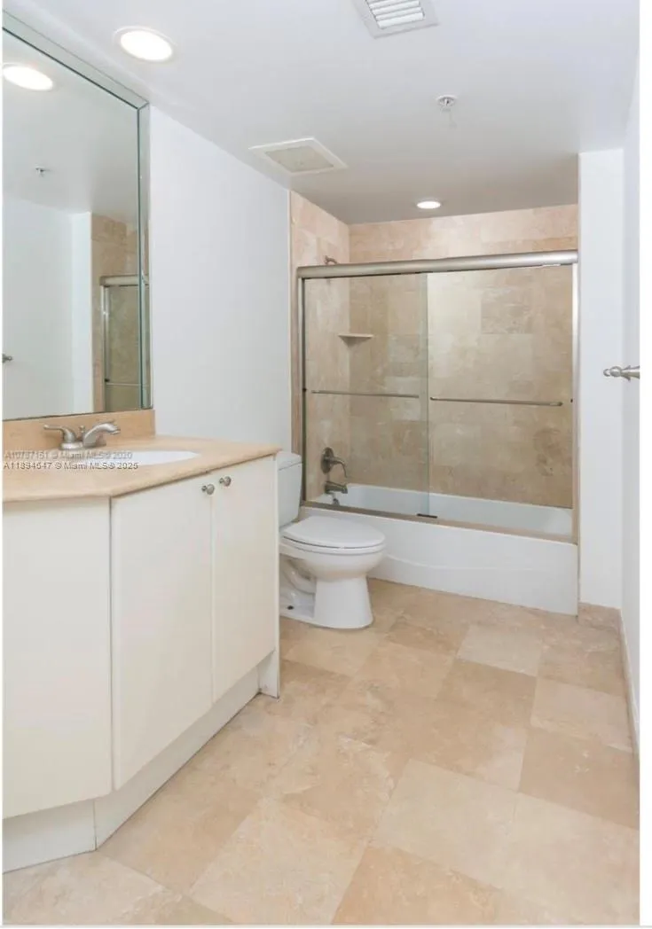 1745 E Hallandale Beach Blvd, #507W