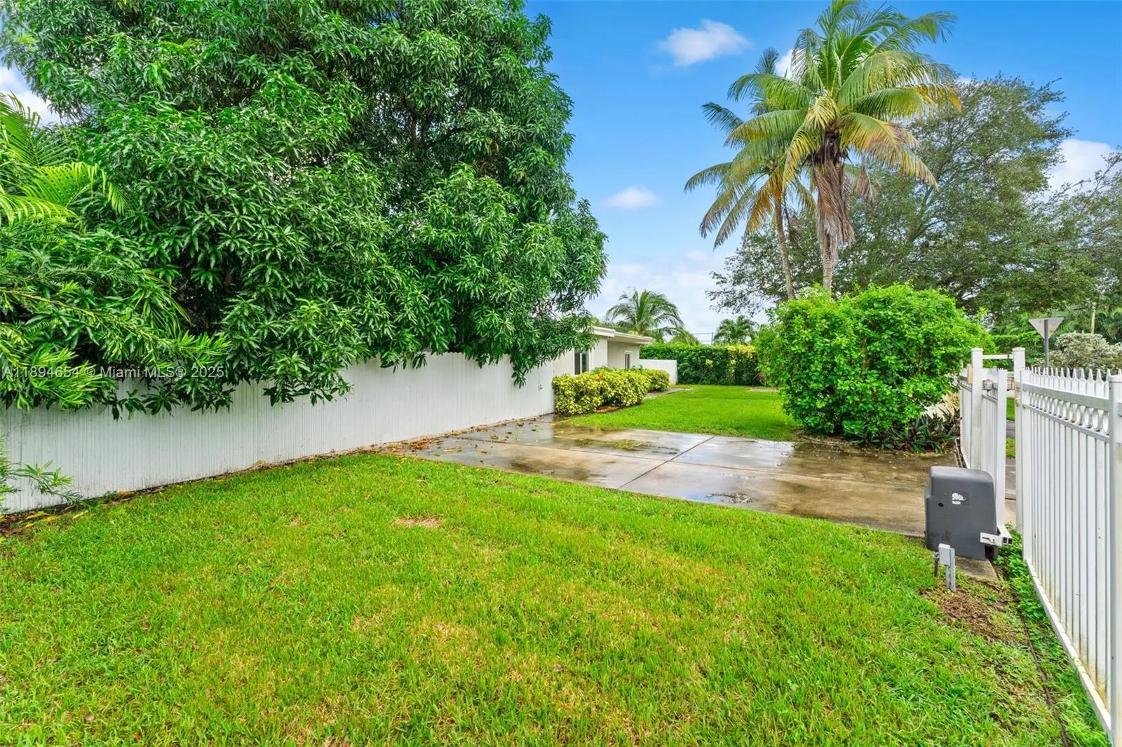 16315 NW 24th Ave