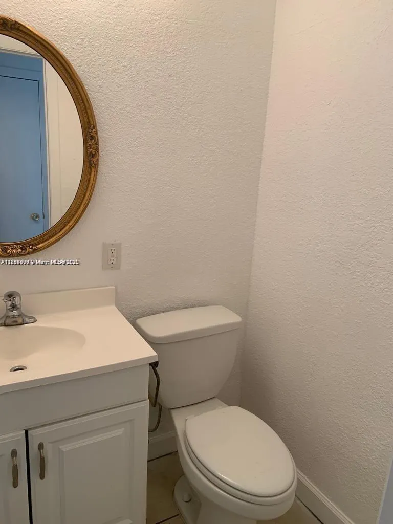 811 NW 46th Ave, #811
