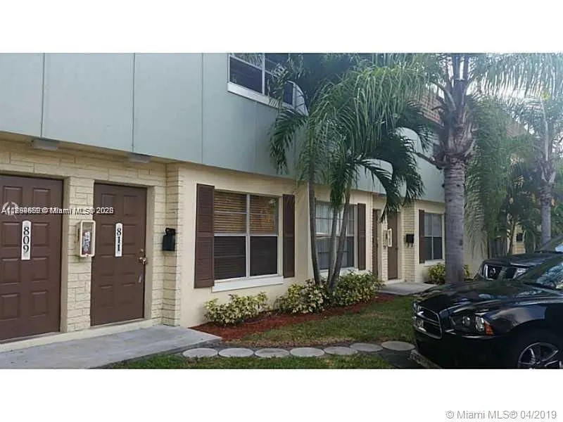 811 NW 46th Ave, #811