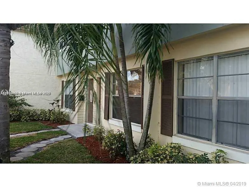 811 NW 46th Ave, #811