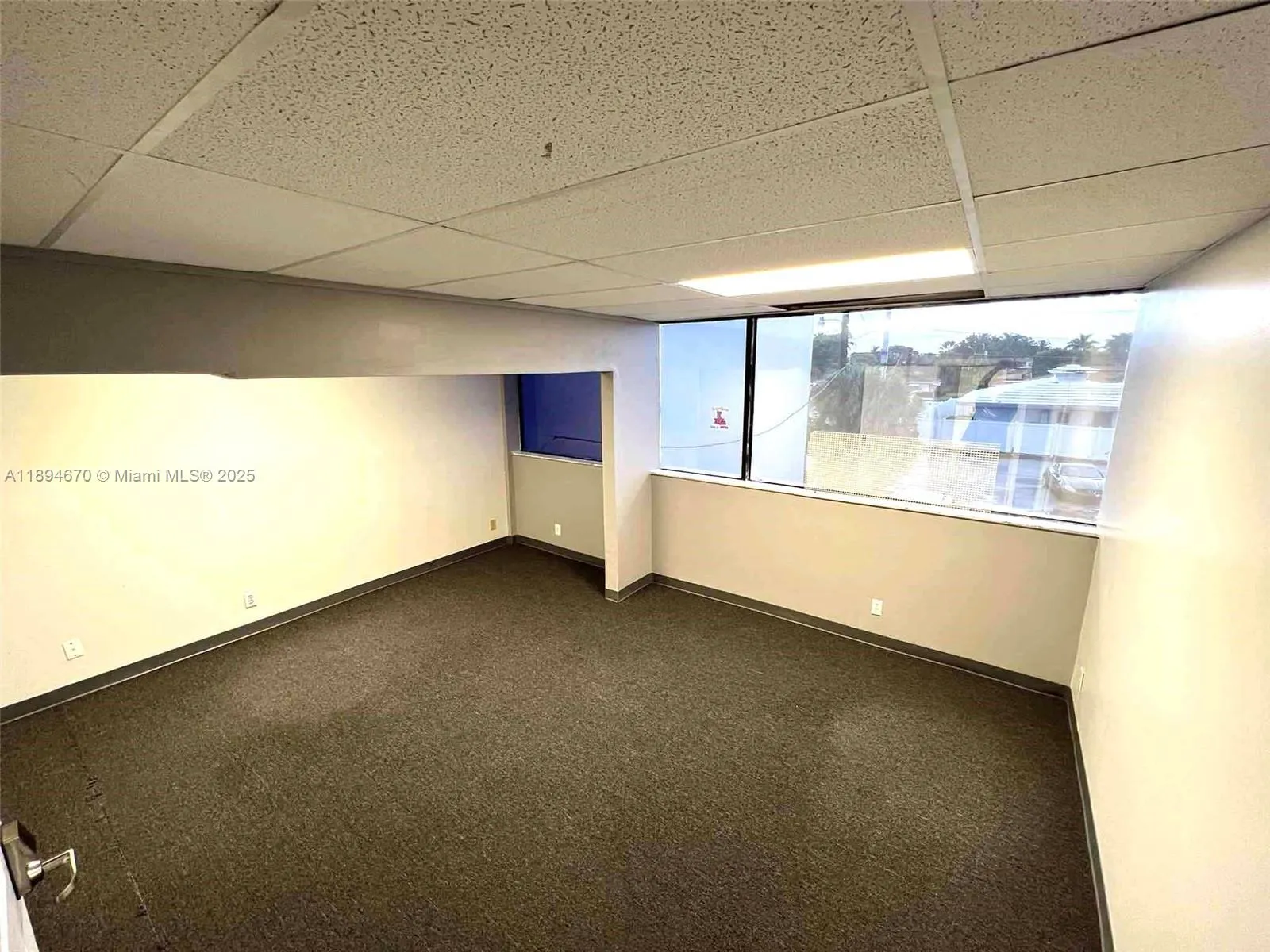 2727 E Oakland Park Blvd, #205A