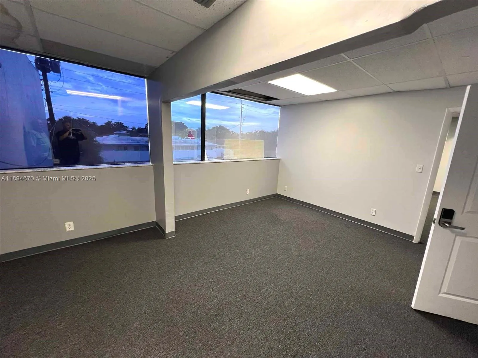 2727 E Oakland Park Blvd, #205A