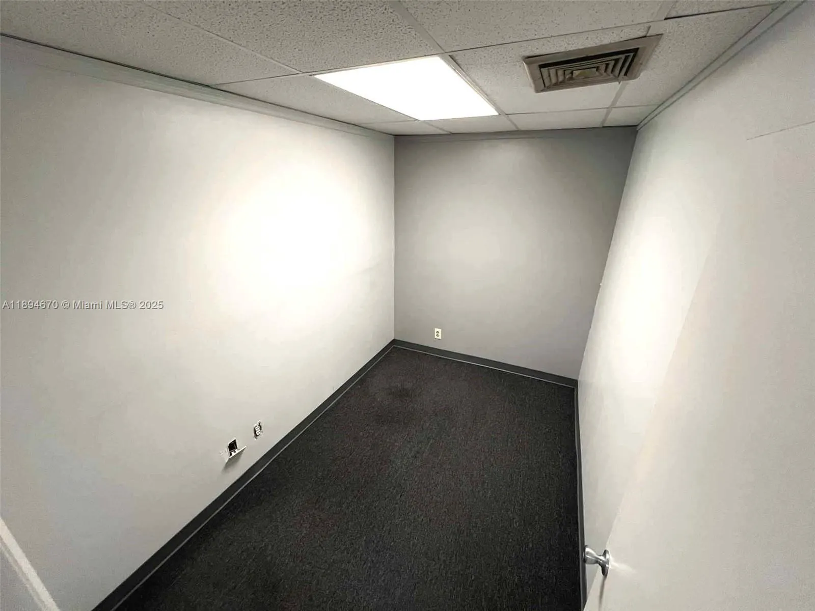 2727 E Oakland Park Blvd, #205A