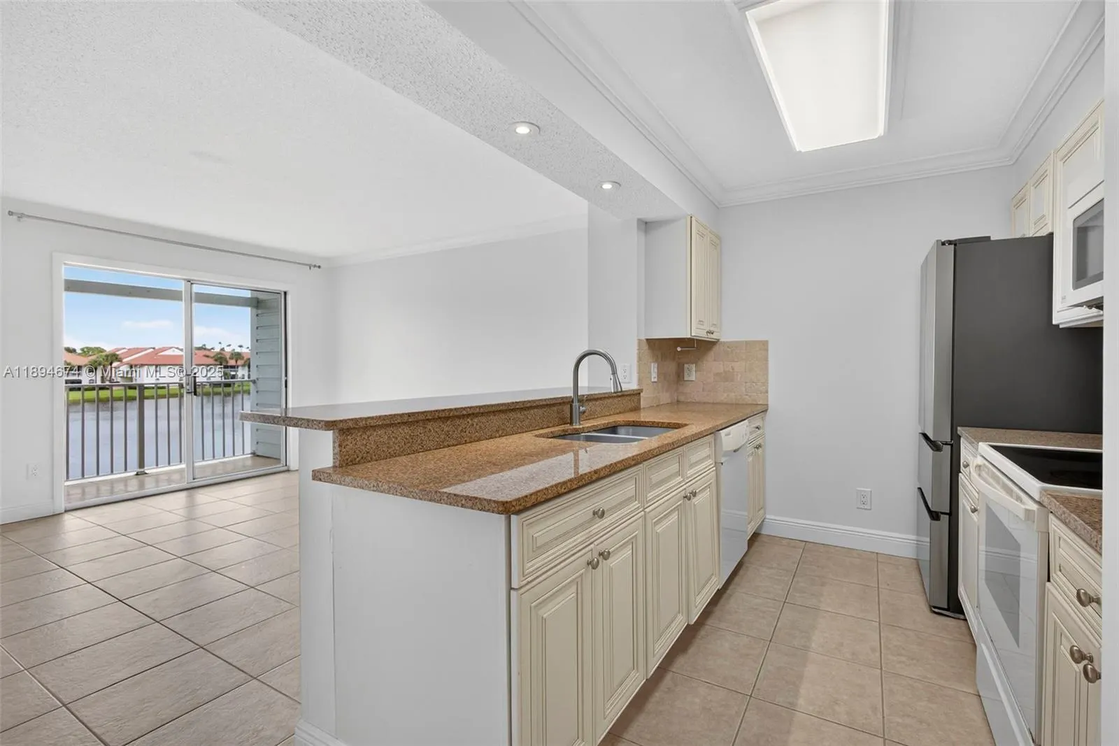 259 Cypress Point Dr, #259