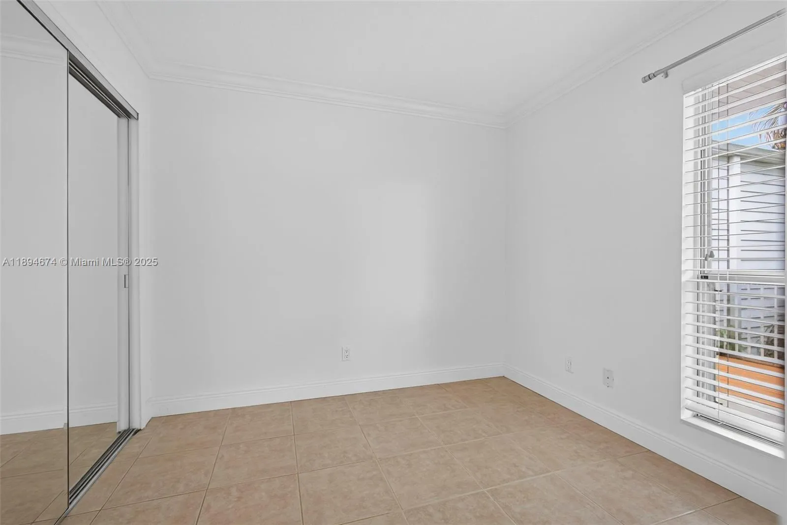 259 Cypress Point Dr, #259