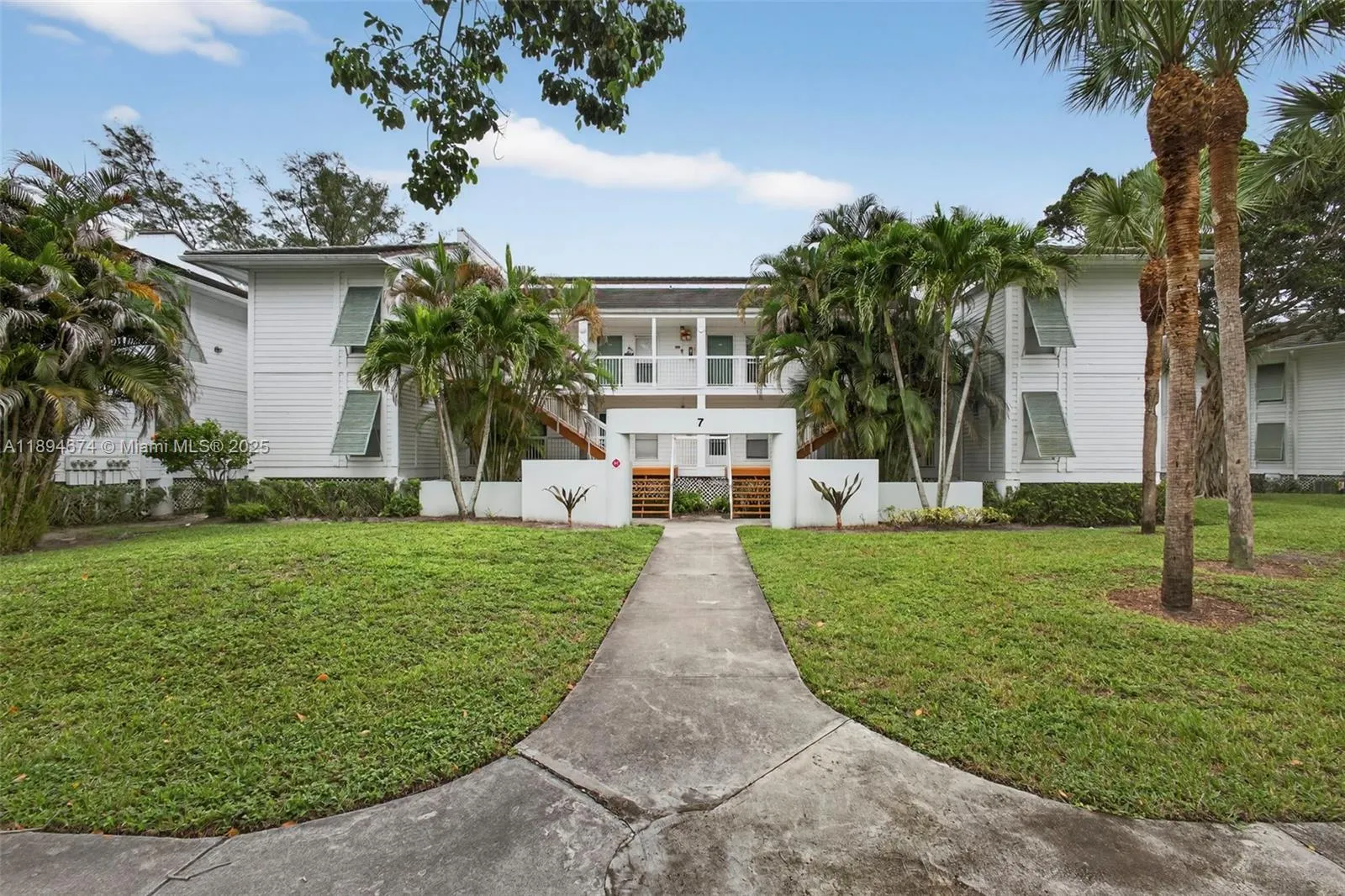 259 Cypress Point Dr, #259