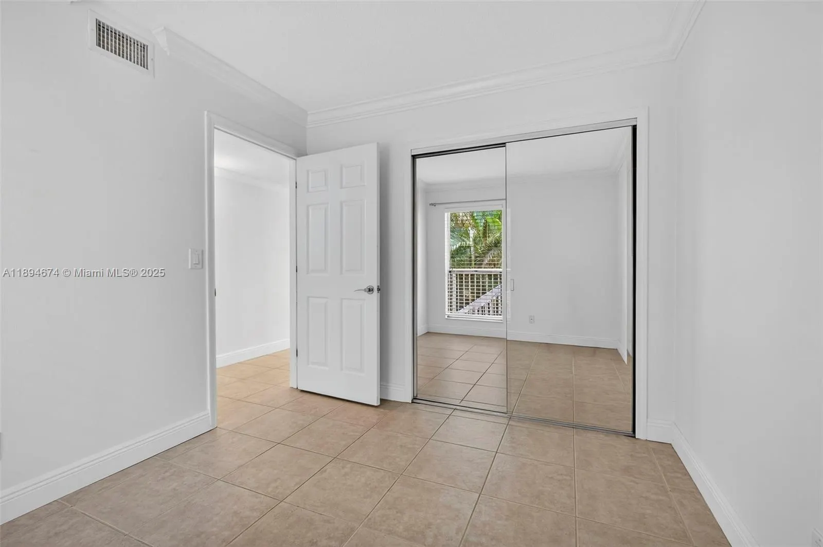 259 Cypress Point Dr, #259