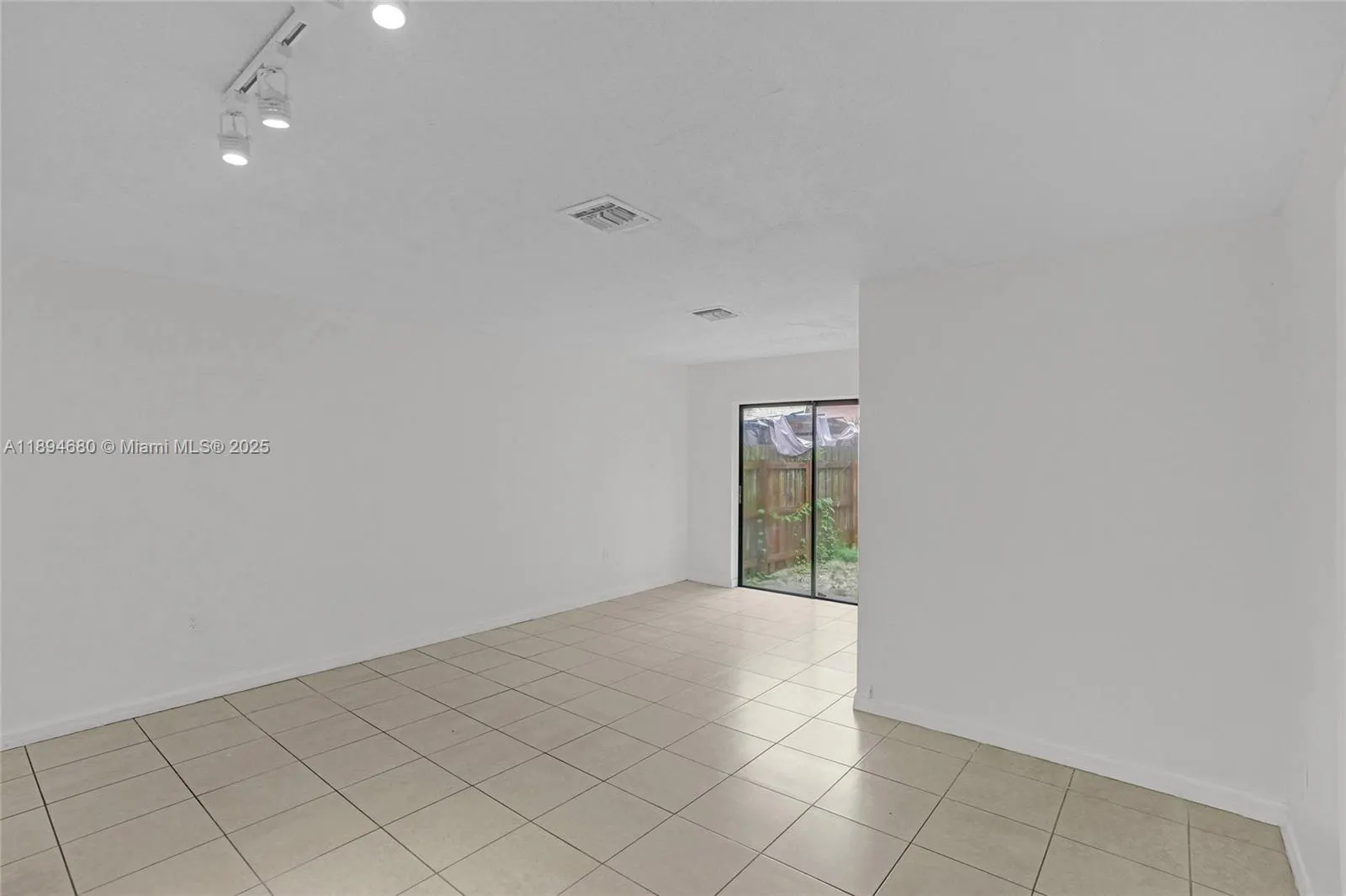 3876 NW 207th St Rd
