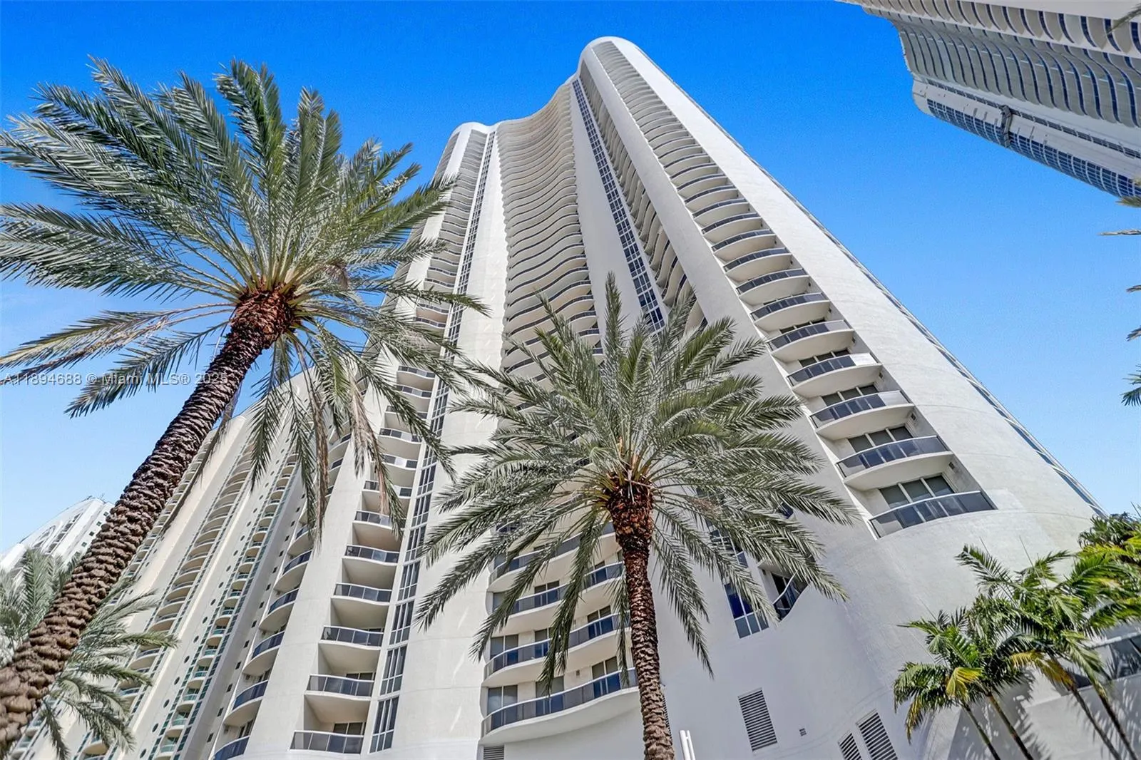 15901 Collins Ave, #705