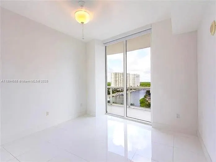 15901 Collins Ave, #705