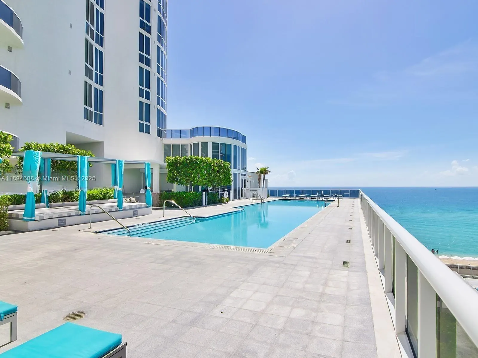15901 Collins Ave, #705
