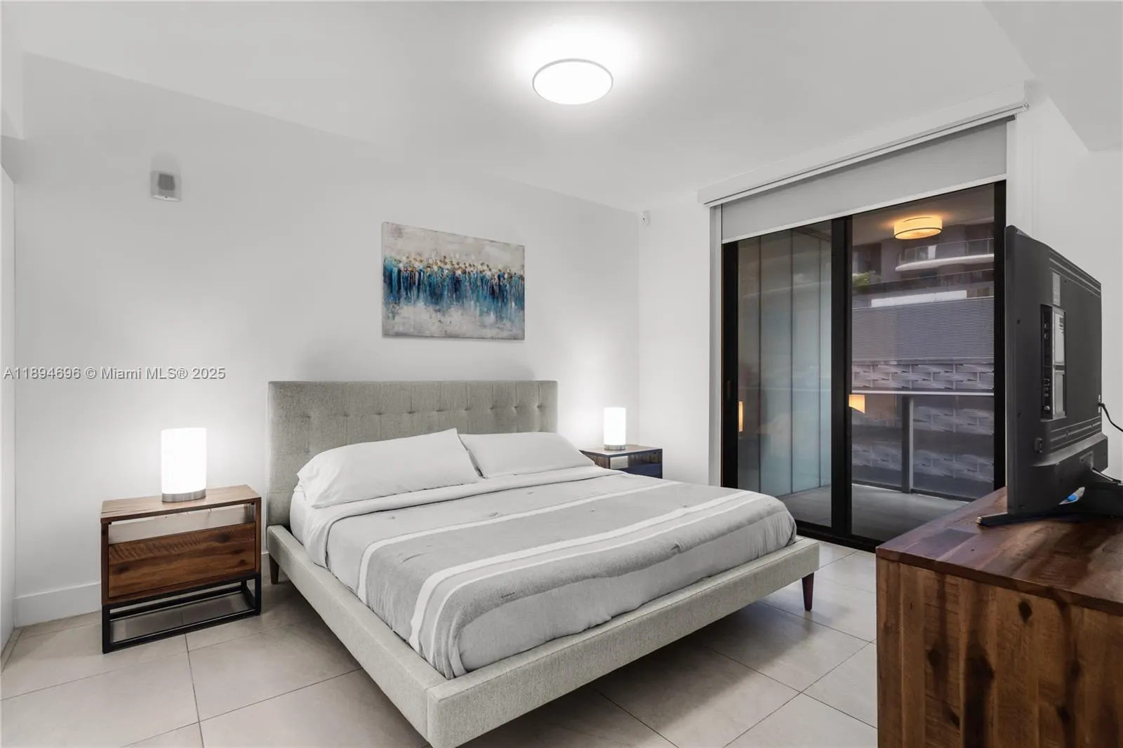 1010 Brickell Ave, #1607