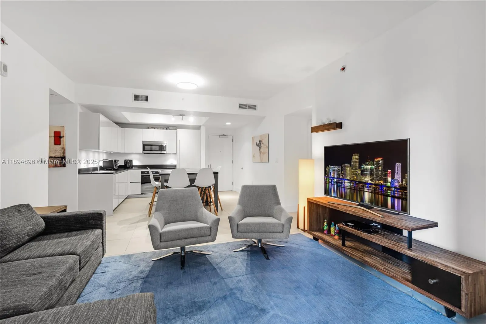 1010 Brickell Ave, #1607