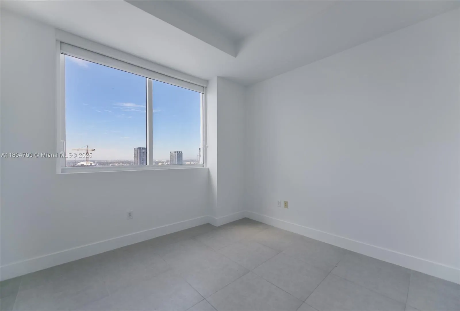 253 NE 2nd St, #3902