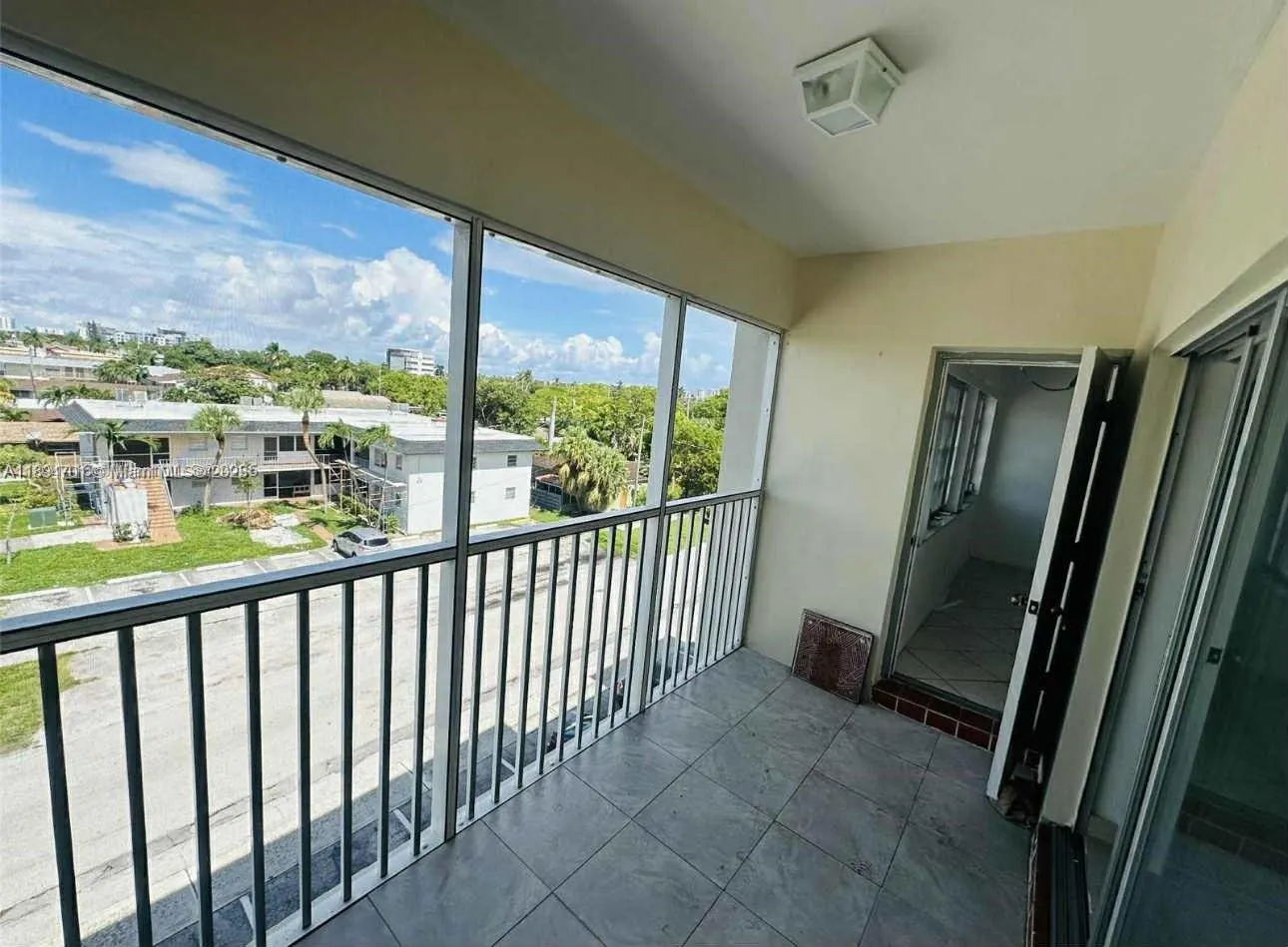 330 SE 2nd St, #404G