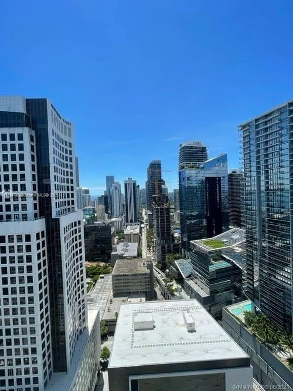 55 SE 6th St, #4004