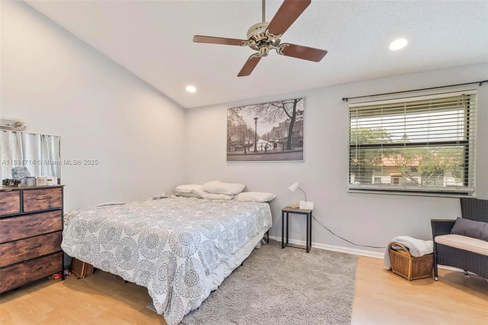 306 Republic Ct, #306