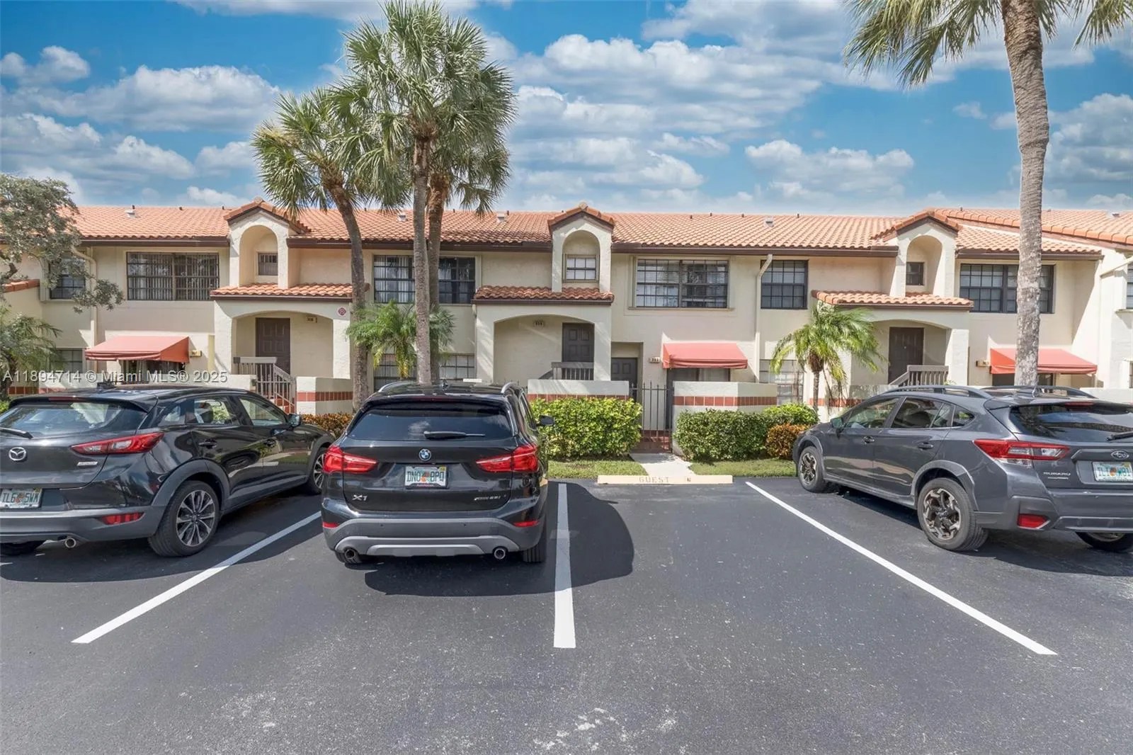 306 Republic Ct, #306