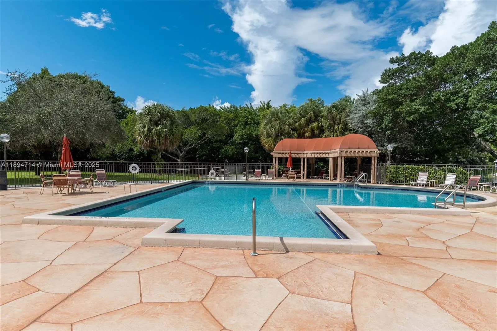 306 Republic Ct, #306