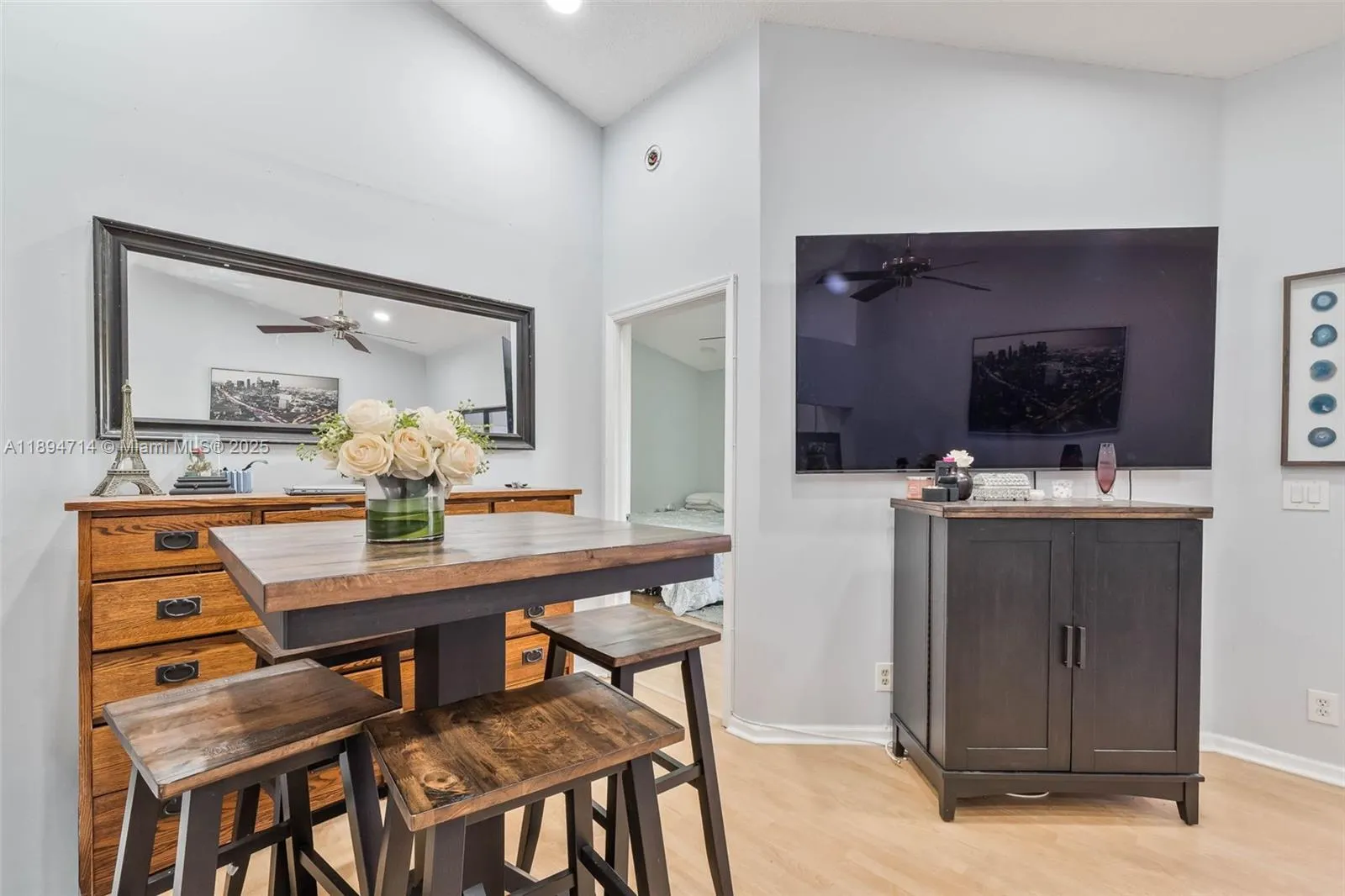 306 Republic Ct, #306