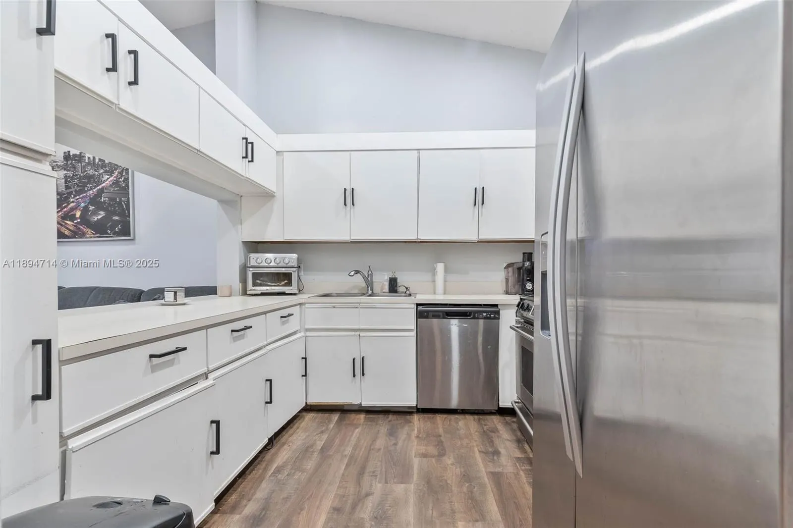 306 Republic Ct, #306