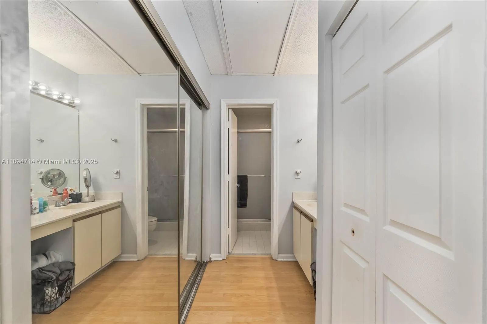 306 Republic Ct, #306