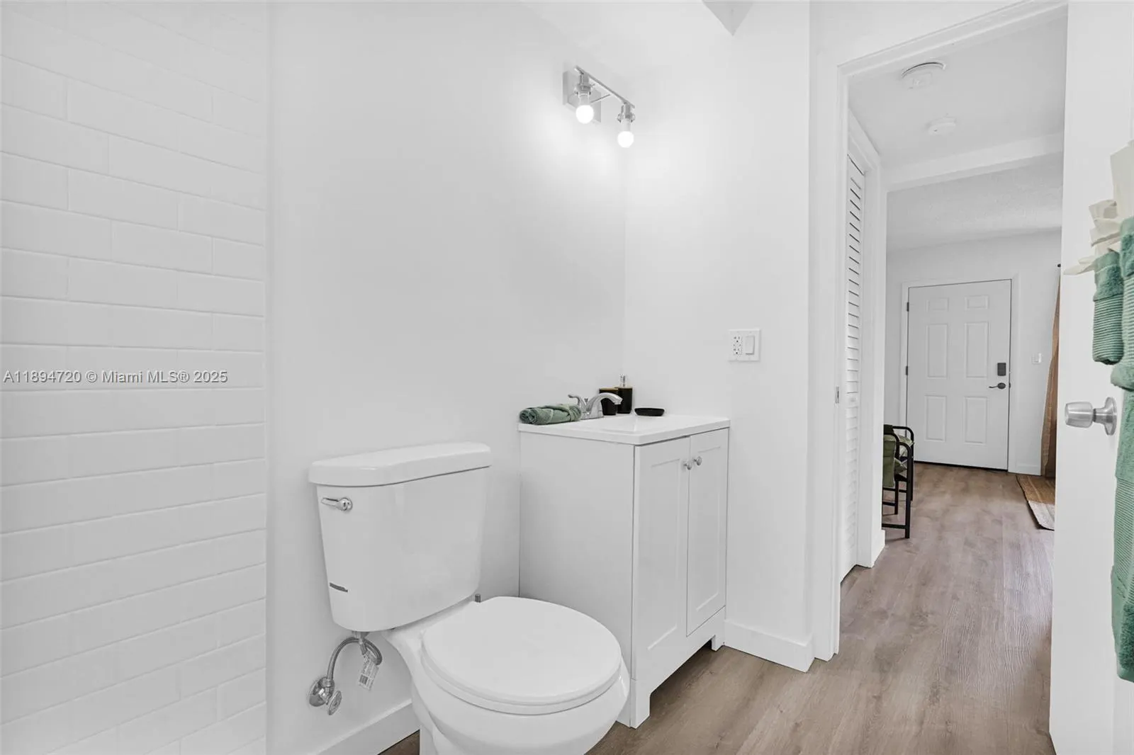 13210 Memorial Hwy, #105