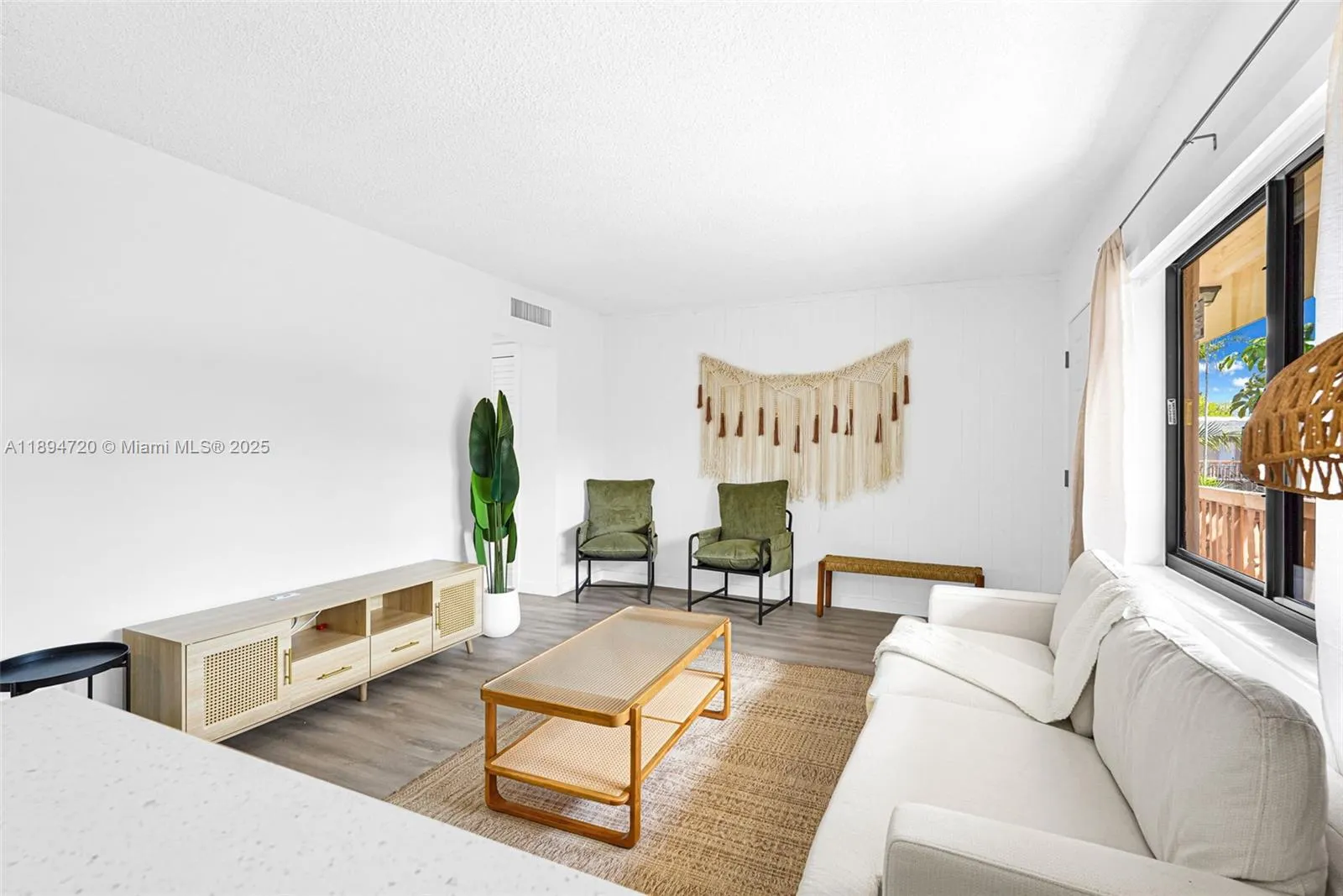 13210 Memorial Hwy, #105