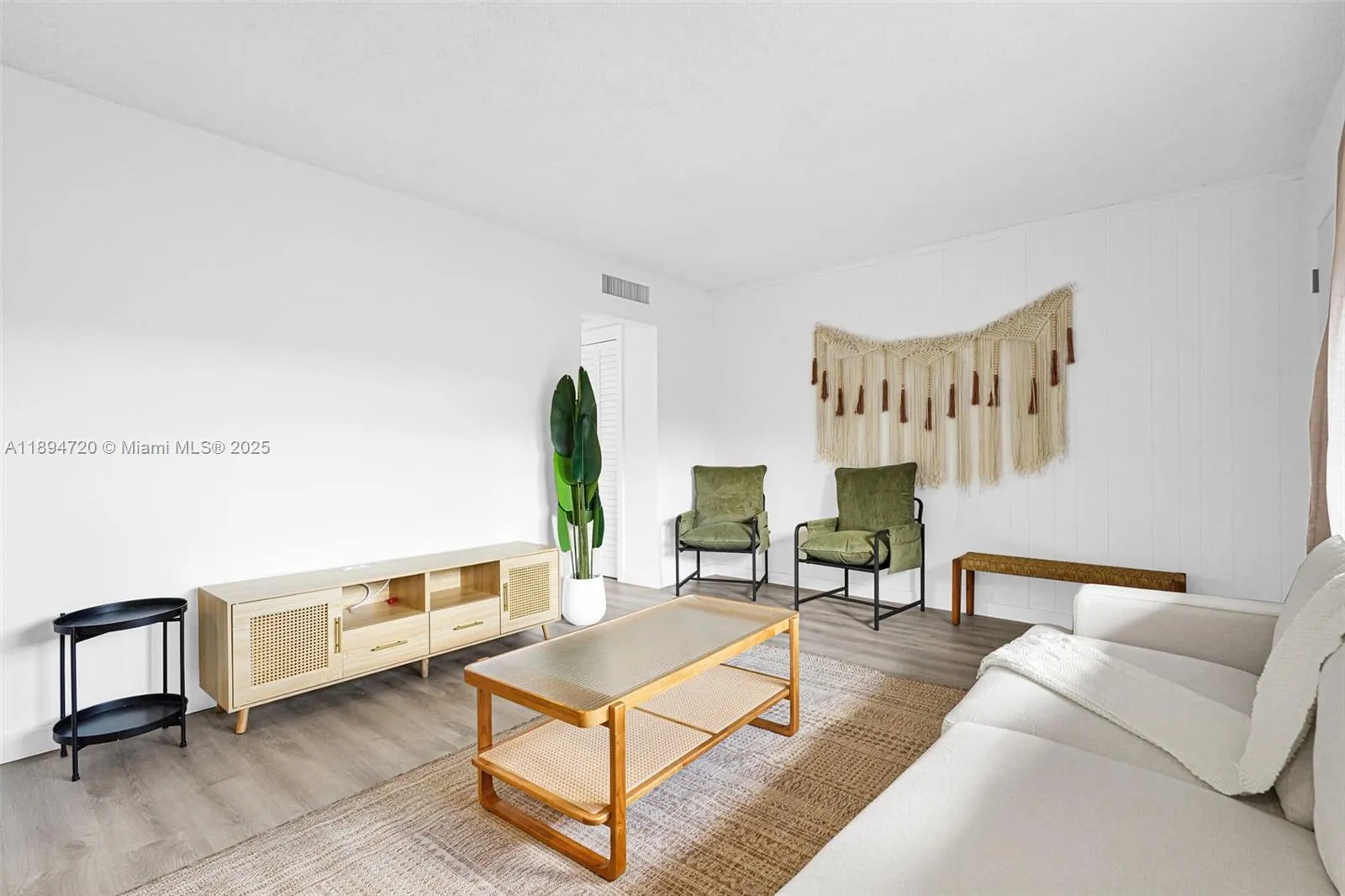13210 Memorial Hwy, #105
