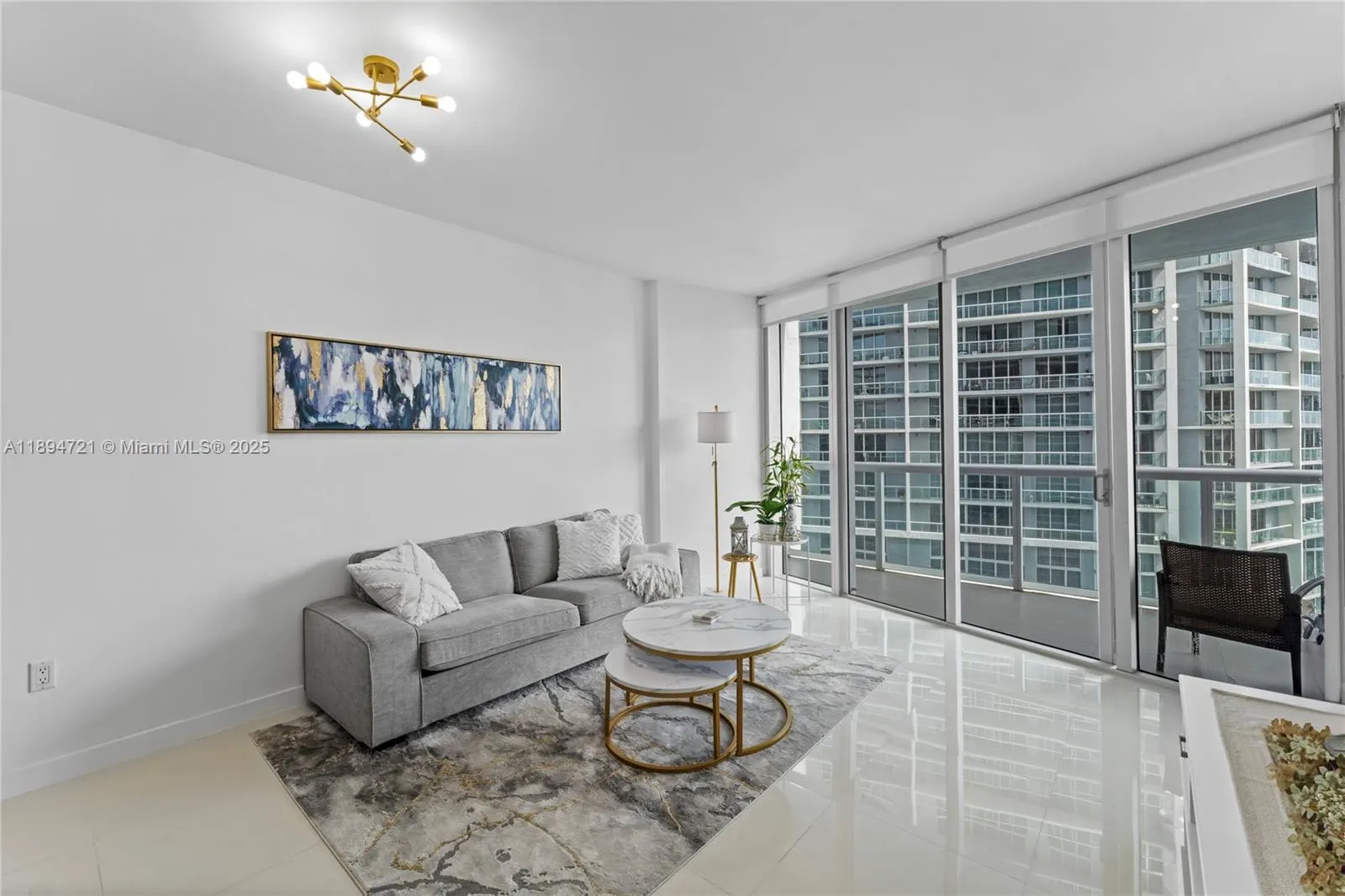 495 Brickell Ave, #3208