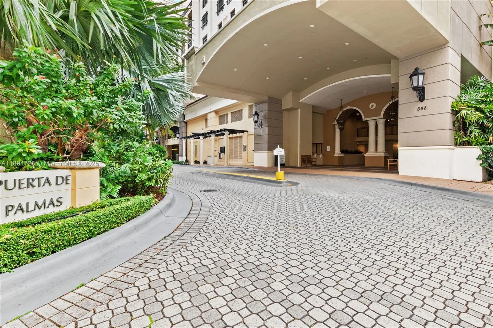 888 S Douglas Rd, #113