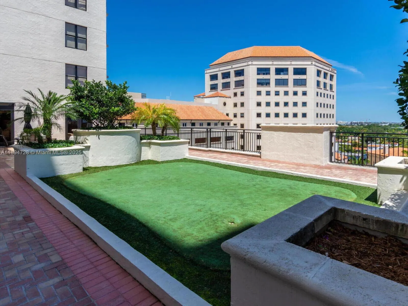 888 S Douglas Rd, #113