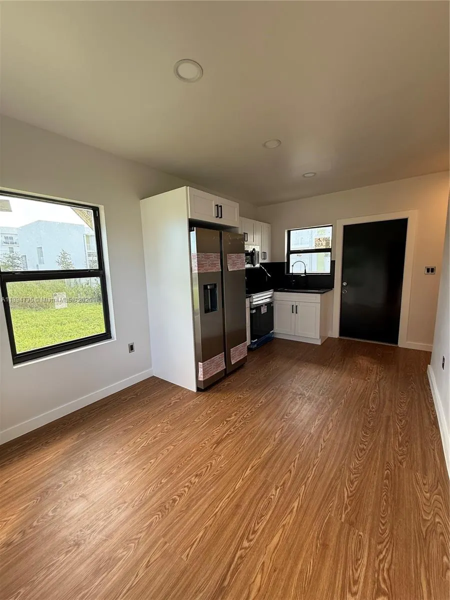 512 NW 2nd Ave, #1-4