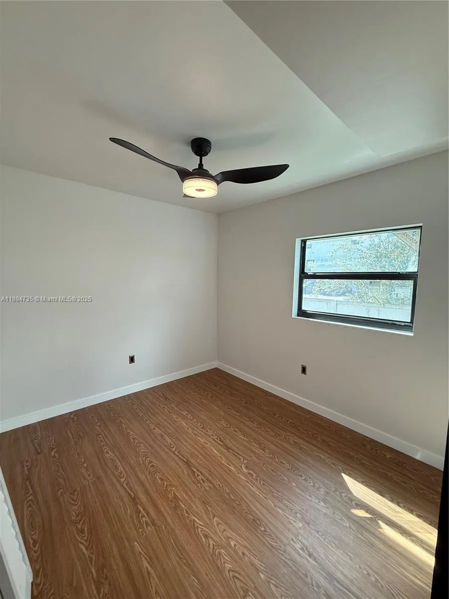 512 NW 2nd Ave, #1-4